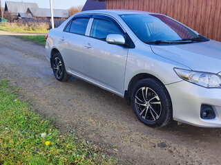 2012 Toyota Corolla X (E140, E150) Рестайлинг, серебристый, 1350000 рублей, вид 3