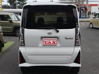 2025 Daihatsu Tanto IV Рестайлинг, белый, 875000 рублей, вид 2