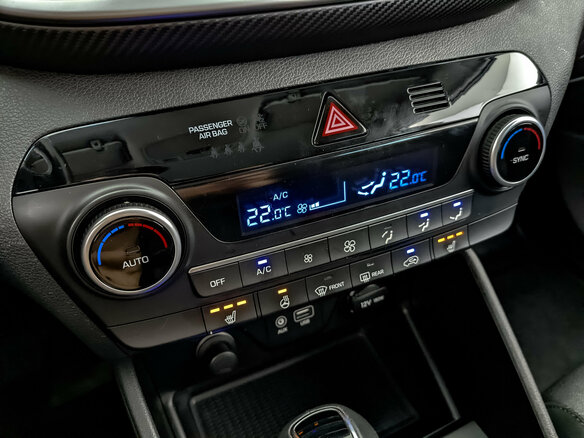 2018 Hyundai Tucson III Рестайлинг, белый, 2220000 рублей - вид 26