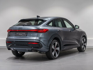 2025 Audi Q5 Sportback TFSI quattro S tronic II (GU), серый, 8790000 рублей, вид 5