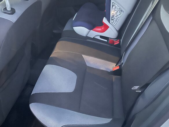 2012 Ford Focus III, серебристый, 720000 рублей - вид 6