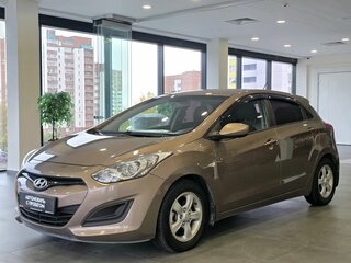 2014 Hyundai i30 II, коричневый, 945000 рублей, вид 2