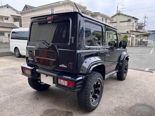 2023 Suzuki Jimny Sierra IV, чёрный, 1877000 рублей, вид 3