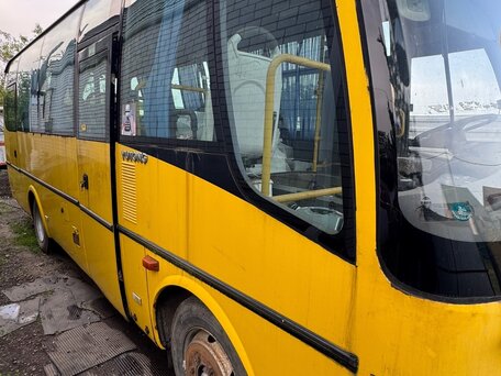 2007 Yutong ZK6737D, жёлтый, 400000 рублей, вид 2