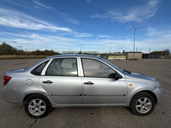 2012 Lada (ВАЗ) Granta I, серый - вид 2