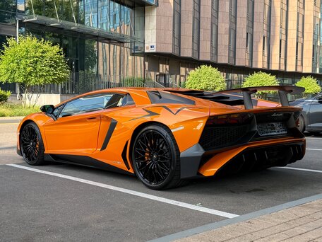 2015 Lamborghini Aventador LP750-4 Superveloce I, оранжевый, 53000000 рублей, вид 5