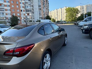 2013 Opel Astra J Рестайлинг, бежевый, 790000 рублей, вид 5