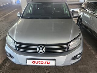 2014 Volkswagen Tiguan I Рестайлинг, серебристый, 1280000 рублей, вид 2