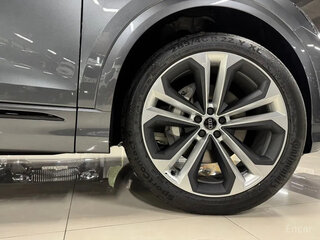 2026 Audi Q8 55 TFSI I (4M) Рестайлинг, серый, 12895072 рублей, вид 3
