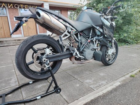 2009 KTM 990 Super Duke, чёрный, 400000 рублей, вид 4