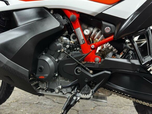 2020 KTM 790 Adventure, белый, 1030000 рублей - вид 24