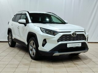 2020 Toyota RAV4 V (XA50), белый, 3750000 рублей, вид 2
