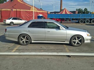 1998 Toyota Cresta V (X100), серый, 720000 рублей, вид 3