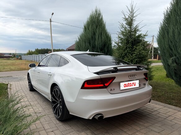 2010 Audi A7 I (4G), белый - вид 4