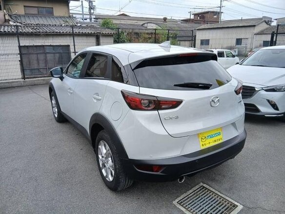 2023 Mazda CX-3 I Рестайлинг, белый - вид 12