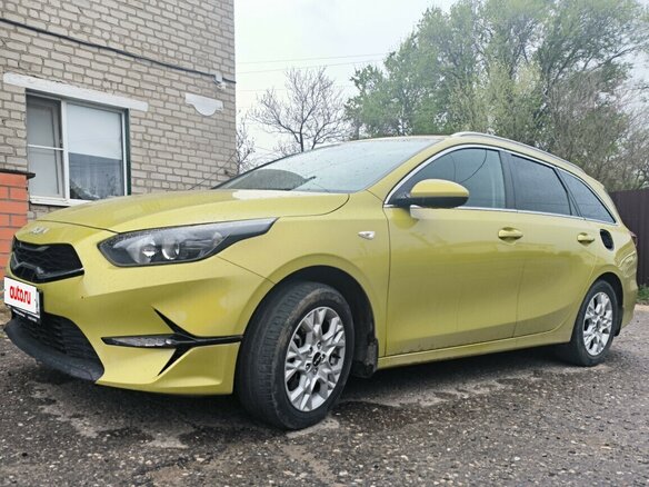 2021 Kia Ceed III Рестайлинг, жёлтый, 2150000 рублей - вид 7
