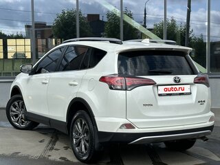 2015 Toyota RAV4 IV (XA40) Рестайлинг, белый, 2299000 рублей, вид 5