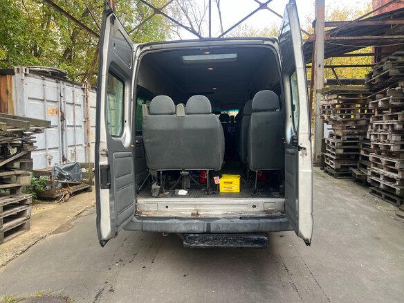 2008 Ford Transit, серый, 950000 рублей - вид 9