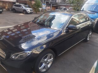 2017 Mercedes-Benz E-Класс 400 V (W213, S213, C238), чёрный, 3000000 рублей, вид 1