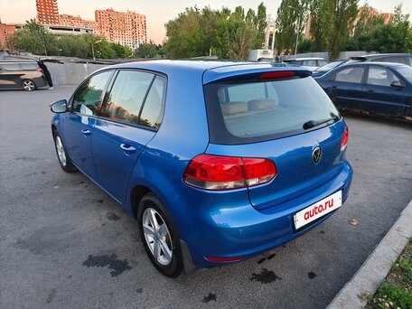 2010 Volkswagen Golf VI, синий, 870000 рублей, вид 3