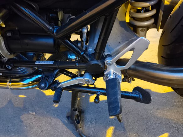 2009 BMW R 1200 R, чёрный, 600000 рублей - вид 7