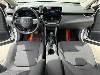 2023 Toyota Corolla Cross I, белый, 1740500 рублей, вид 5
