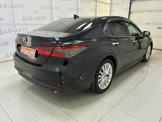 2018 Toyota Camry VIII (XV70), чёрный, 2350000 рублей, вид 4