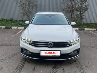 2019 Volkswagen Passat B8 Рестайлинг, белый, 2275000 рублей, вид 2
