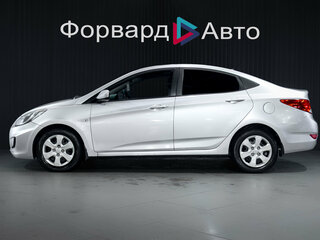 2012 Hyundai Solaris I, серебристый, 665000 рублей, вид 4
