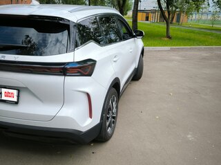 2025 Chery Tiggo 7L I, белый, 2150000 рублей, вид 4