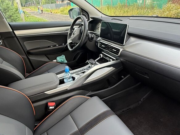 2024 Geely Coolray (Binyue Cool) I Рестайлинг, серый, 2050000 рублей - вид 5