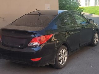 2011 Hyundai Solaris I, чёрный, 550000 рублей, вид 3