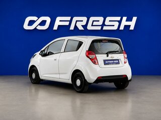 2013 Chevrolet Spark III, белый, 610000 рублей, вид 2
