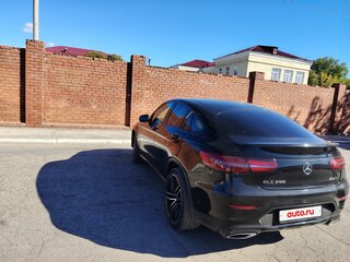 2019 Mercedes-Benz GLC 250 I (X253), чёрный, 3555000 рублей, вид 2