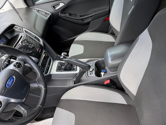 2011 Ford Focus III, серый, 680000 рублей - вид 2