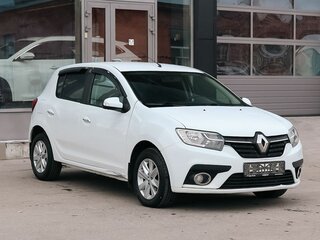 2020 Renault Sandero II Рестайлинг, белый, 685000 рублей, вид 3