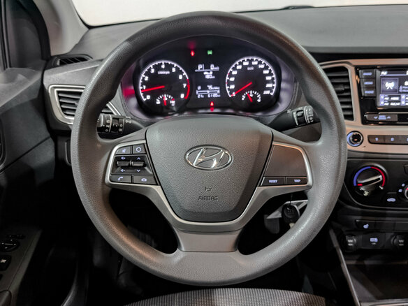 2022 Hyundai Solaris II Рестайлинг, белый - вид 21