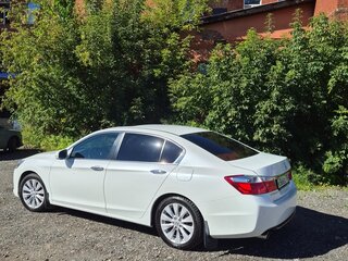 2013 Honda Accord IX, белый, 1600000 рублей, вид 4