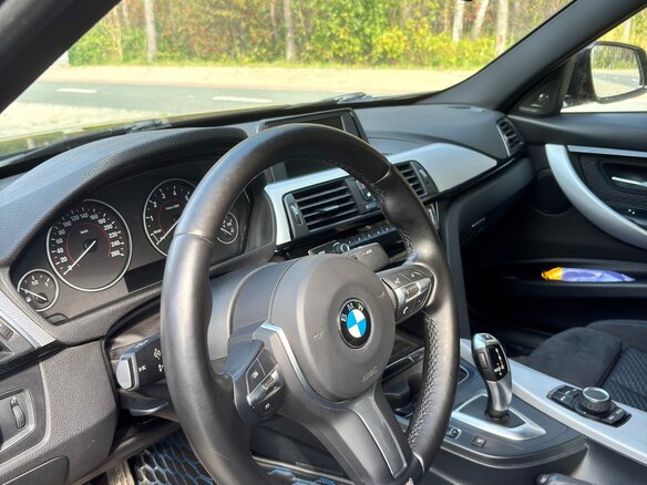 2017 BMW 3 серии 320i xDrive VI (F3x) Рестайлинг, чёрный - вид 14