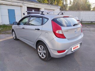 2012 Hyundai Solaris I, серебристый, 780000 рублей, вид 4