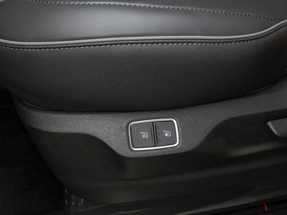 2026 Hyundai Staria I Рестайлинг, чёрный, 7200000 рублей - вид 14