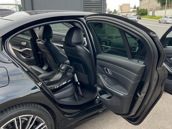 2019 BMW 3 серии 320i xDrive VII (G2x), чёрный, 3790000 рублей - вид 22