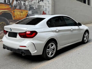 2023 BMW 1 серии 120i III (F52) Рестайлинг, белый, 1753300 рублей, вид 4