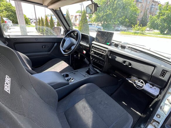 2013 Lada (ВАЗ) 2121 (4x4) I Рестайлинг, белый, 450000 рублей - вид 8