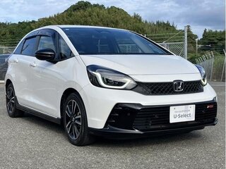 2023 Honda Fit RS IV Рестайлинг, белый, 1330000 рублей, вид 3