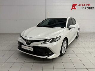 2020 Toyota Camry VIII (XV70), белый, 2650000 рублей, вид 1