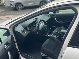 2009 Peugeot 308 I, белый, 290000 рублей, вид 5