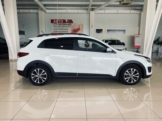 2018 Kia Rio X-Line IV, белый, 1432000 рублей, вид 4