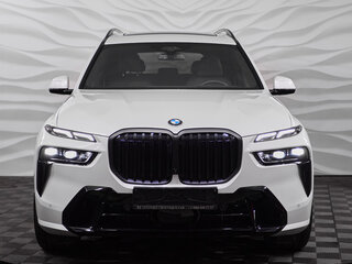 2025 BMW X7 40d I (G07) Рестайлинг, белый, 18000000 рублей, вид 2