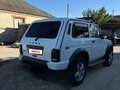 1998 Lada (ВАЗ) 2121 (4x4) I Рестайлинг, белый, 300000 рублей - вид 2